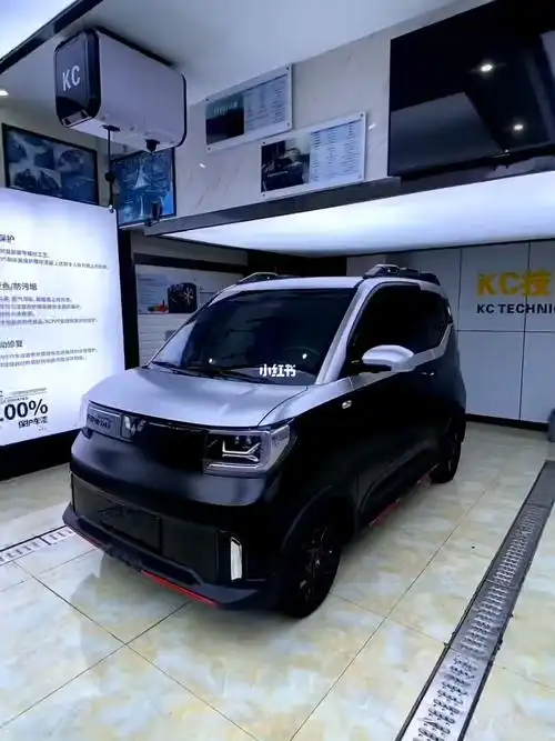 不能用形容它可爱只能形容它好帅五菱宏光mini改色五菱宏光mini改装