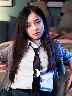 宣墨和易海蓝刚刚确定恋爱,初恋齐扇却回来了 #同学两亿岁 #一起追剧