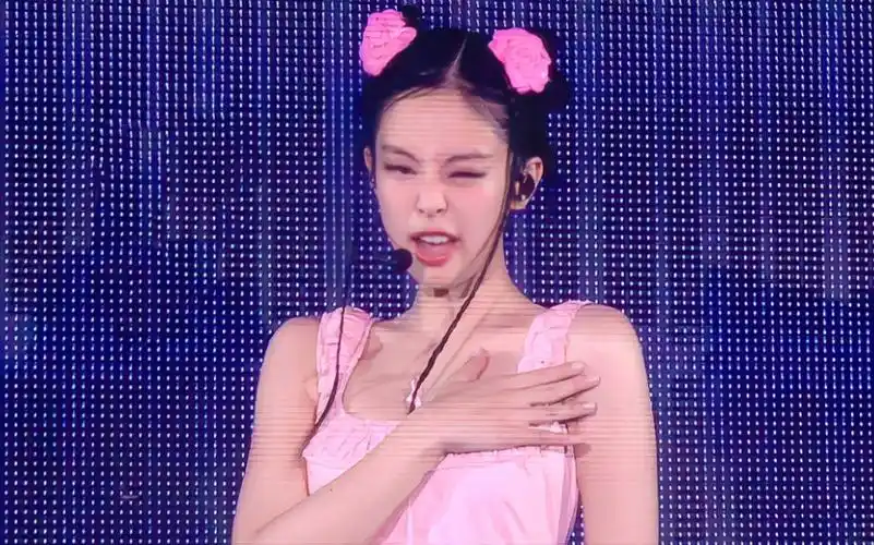 bp jennie《you&me》泰国安可演唱会solo舞台【推荐组】-娱乐视频