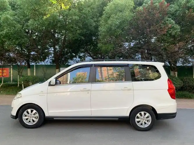 五菱 五菱宏光  2014款 1.5l s舒适型图片