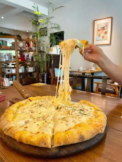 超长拉丝的披萨