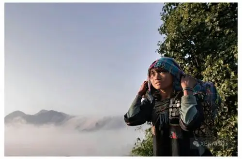 快门哥同您游世界_云端上的原始民族_老挝阿卡露奶族系列摄影之_女人