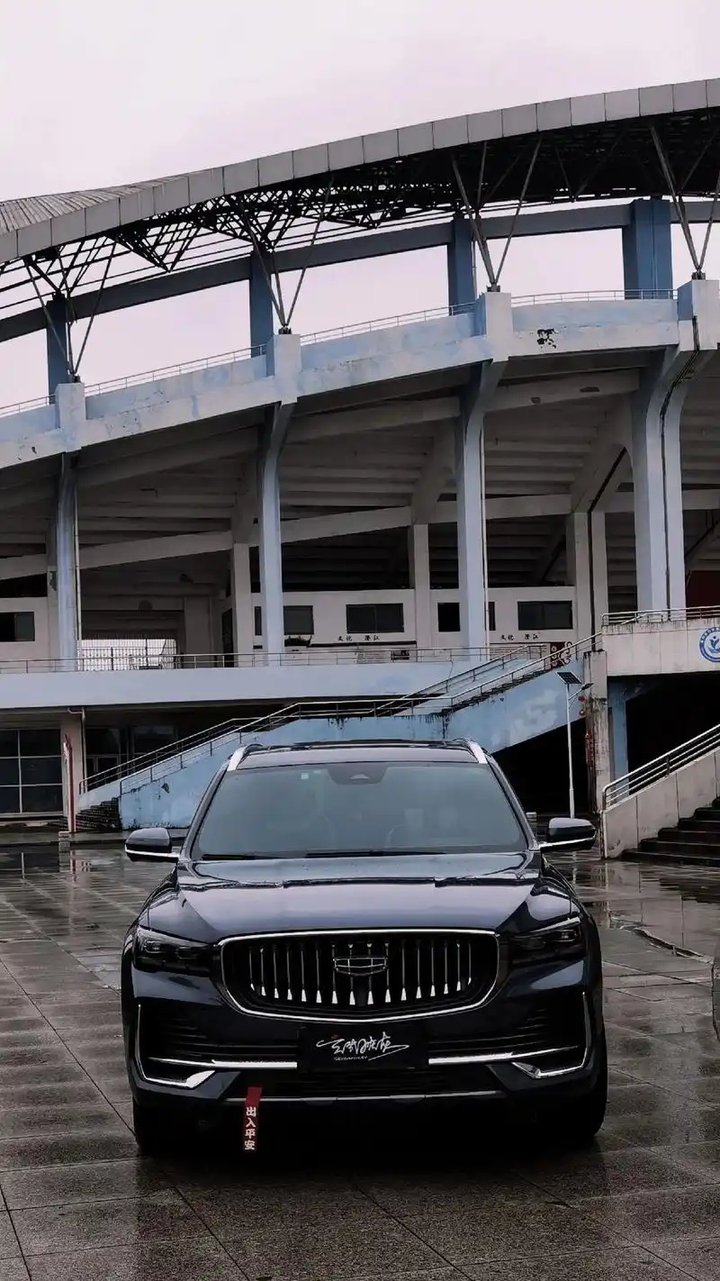 星越l玄武灰霸气外露.提了这辆十万价位的国产车快一年了,每次 - 抖音