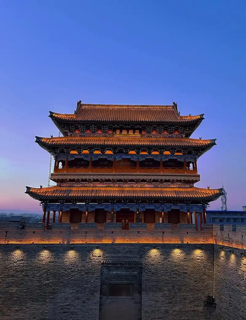 古城忻州,五台山下的人间烟火78 白天和夜晚完全两种氛围, 华 - 抖