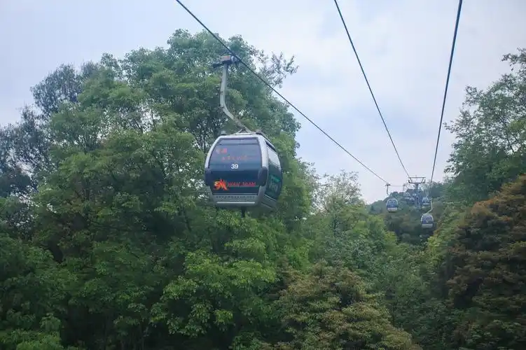 初春峨眉,人间四月天_峨眉山游记_途牛