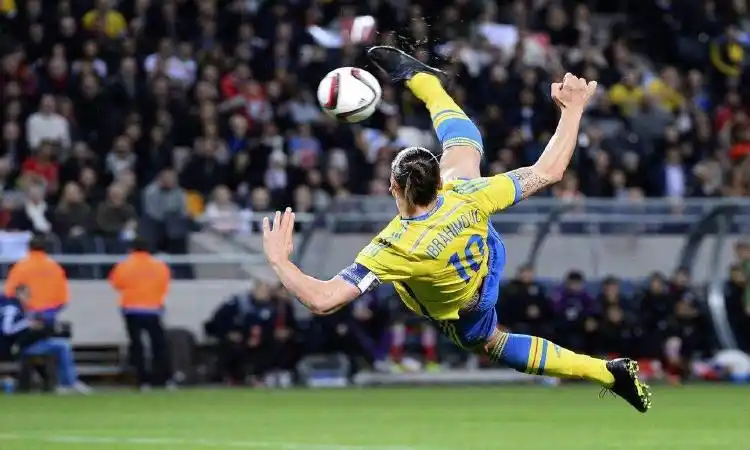 【论俗】昔日儿童足球队门将郭德纲回忆蹴鞠往事