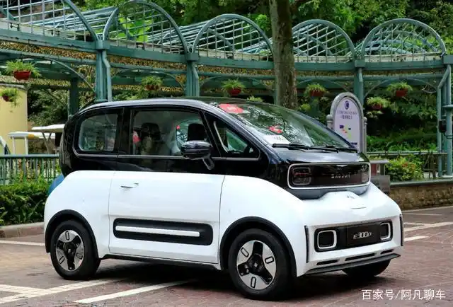 新宝骏e300电动车销量出众,7月份取得1,220辆成绩