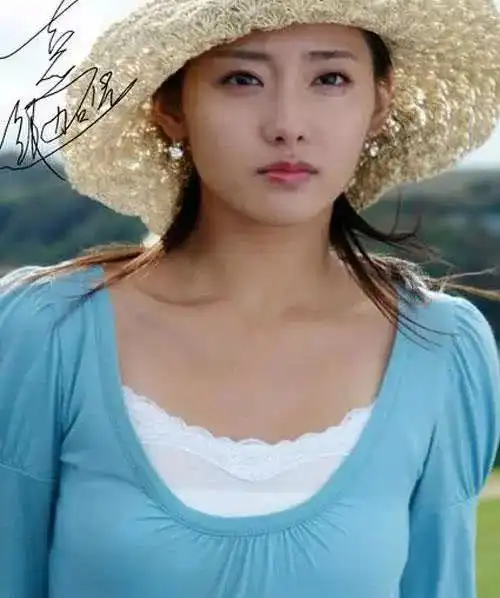 天生拥有优良配件张嘉倪,让人嫉妒到面目全非