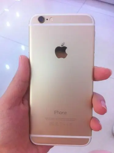 谁有苹果六图片,我说是买到手的那种.拿给咱也任性一下憋.