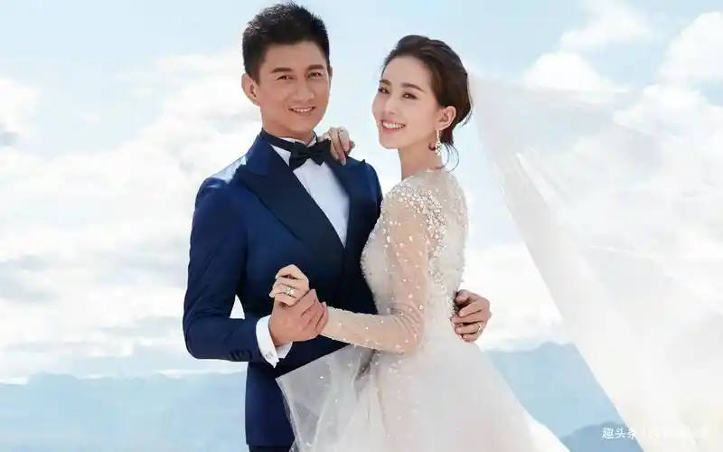 最美女明星婚纱照,唐嫣穿婚纱超梦幻,谁才是最美新娘?