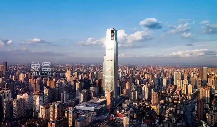 耗资200亿元,位于长沙市芙蓉区黄金地段的九龙仓长沙国际金融中心