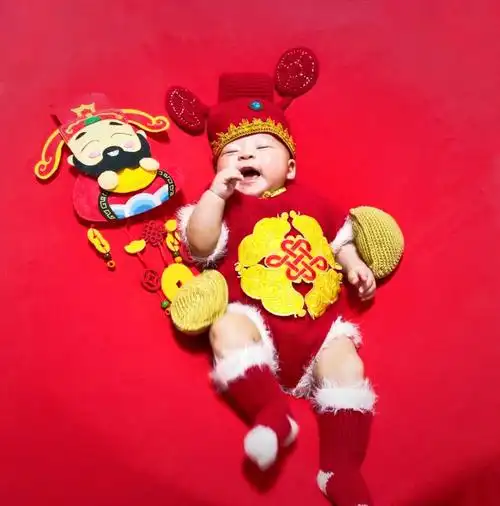 低成本自己在家拍宝宝百天照