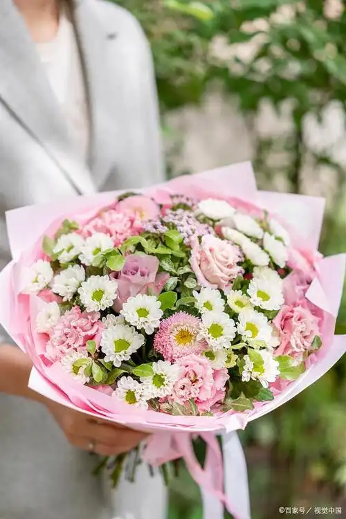 母亲节送康乃馨一般多少朵合适?应该怎么选择康乃馨