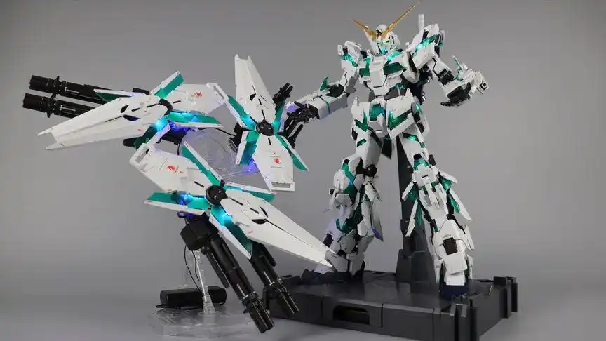 【型模玩赏】万代 pg独角兽高达 最终决战/kosmos led灯组