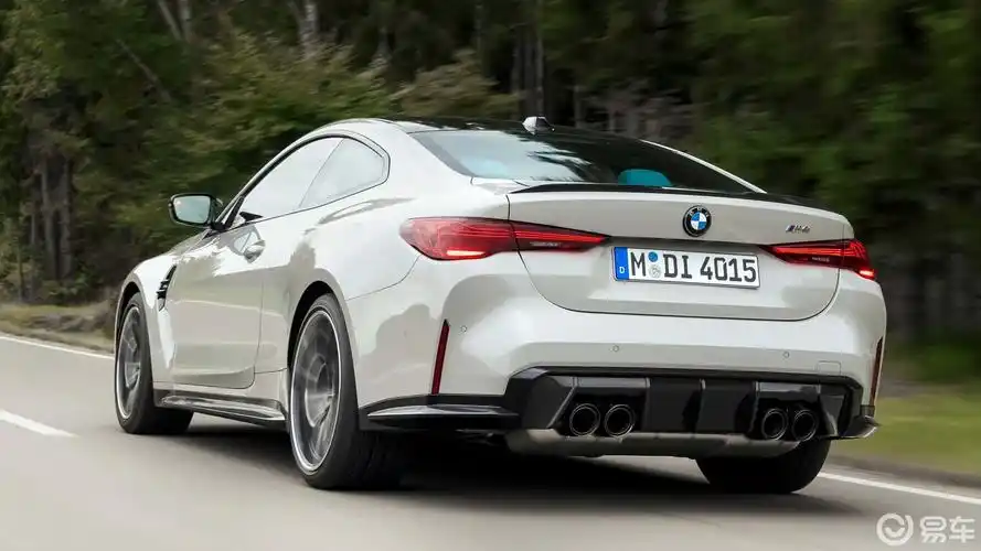 宝马4系顶配m440i四驱敞篷版75245美元(约54.04万元