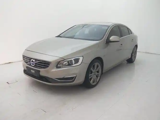 上海2014年1月沃尔沃s60l2014款t5智越版灰色手自一体