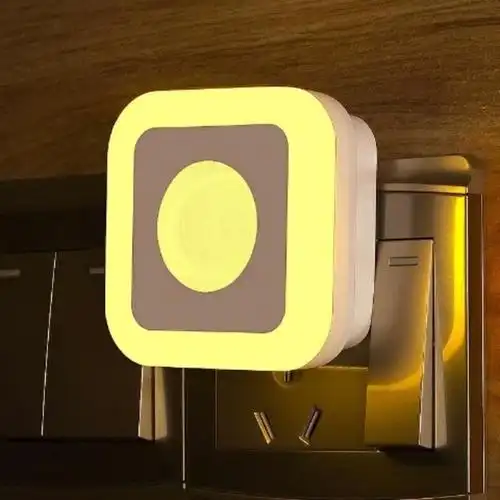 炫彩光控黄光人体感应小夜灯光控灯家用楼道床头遥控自动感应插电节能