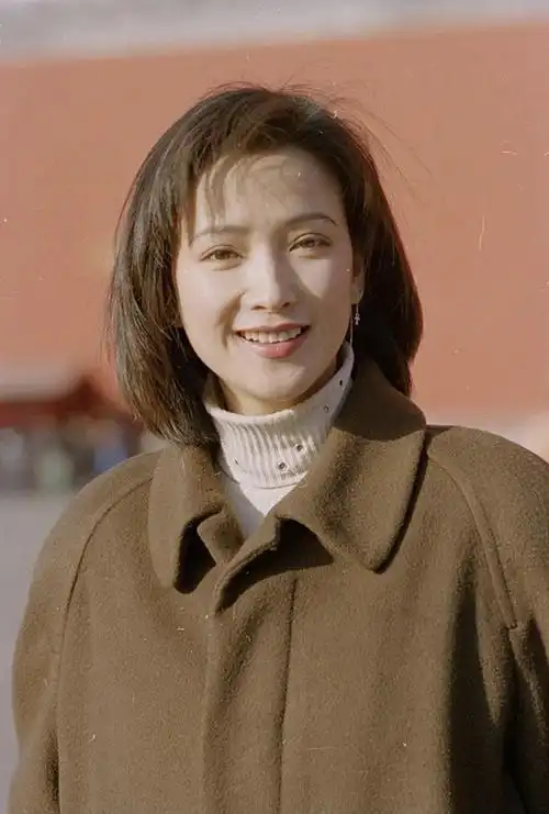 看了60岁何晴的老年状态,我发现:九十年代古装第一美人名不虚传