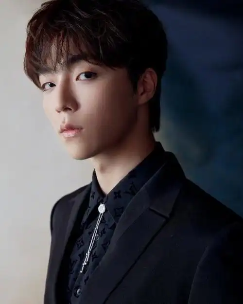 陈立农敬长大grown 21生日演唱会#陈立农今晚生日