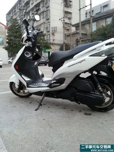 yamaha新劲战三代目