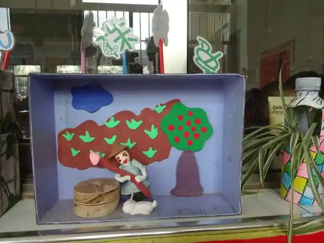 肥城市实验幼儿园开展"变废为宝――废旧鞋盒华丽变身"主题活动