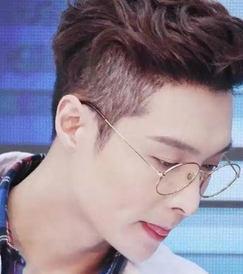 蔡徐坤银发戴眼镜图片 - 搜狗图片搜索