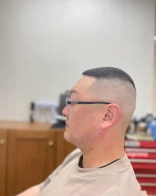 男士发型别瞎剪,最帅还是这4种,谁剪谁有型_头发_造型_个性