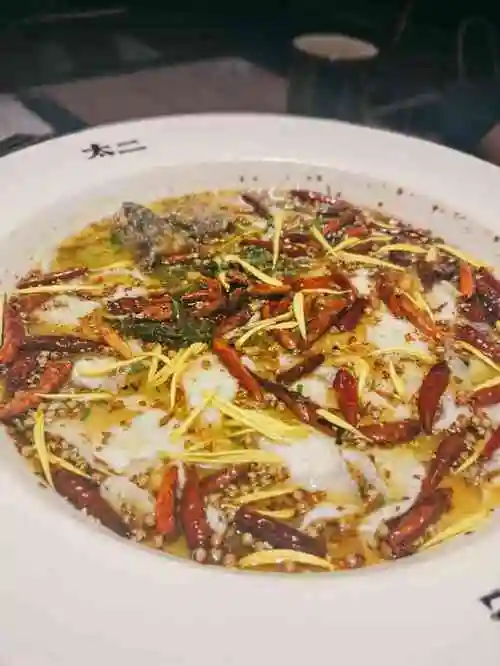 太二酸菜鱼(龙华天虹购物中心店)-"和同事到太二吃酸菜鱼,第n次听到他