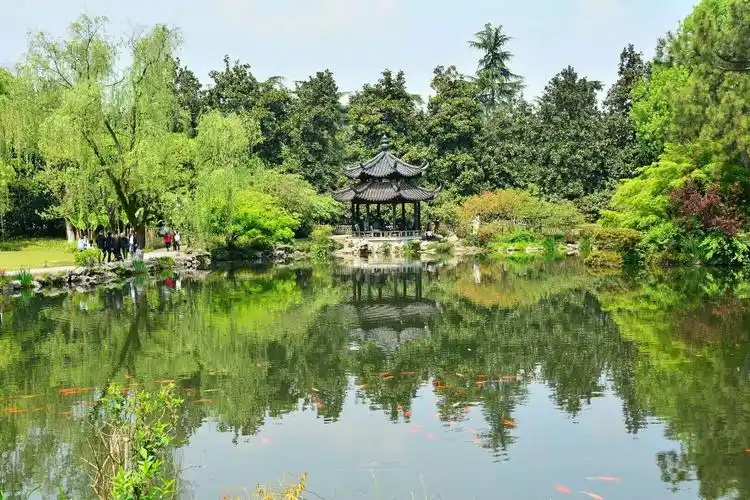 浙江省:杭州西湖景区 之 花港观鱼.(摄于:2019.04.12) 摄影者:甜水源