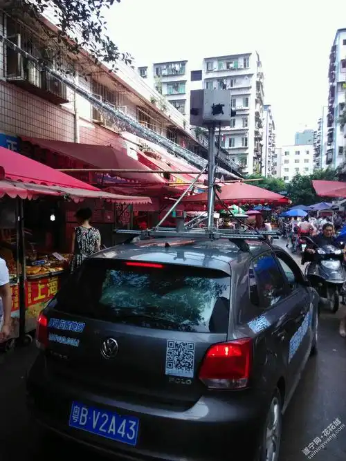 腾讯街景地图测绘车辆在遂宁,这车装置好牛b