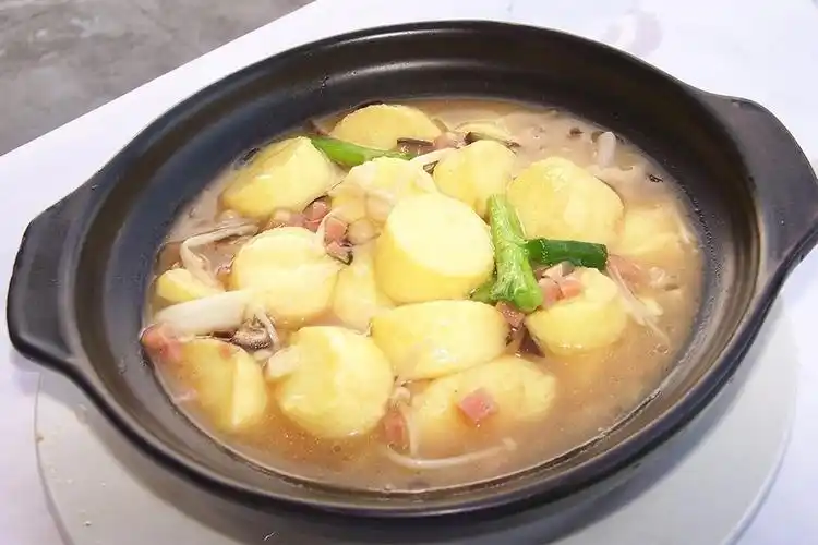 日本豆腐金针菇煲的做法大全 日本豆腐金针菇煲怎么做→maigoo美食