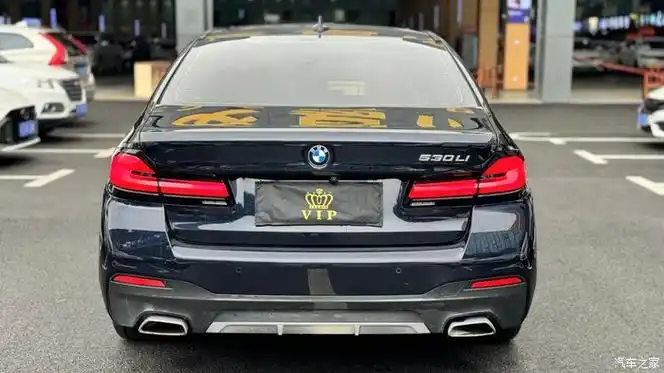 2021年宝马530li领先m运动套装红内嘎嘎新全景双天