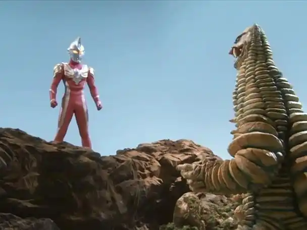 装甲怪兽雷德王