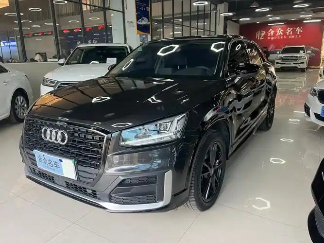 奥迪 奥迪q2l  2018款  35tfsi 时尚动感型 国vi 黑色 自动档对价格不