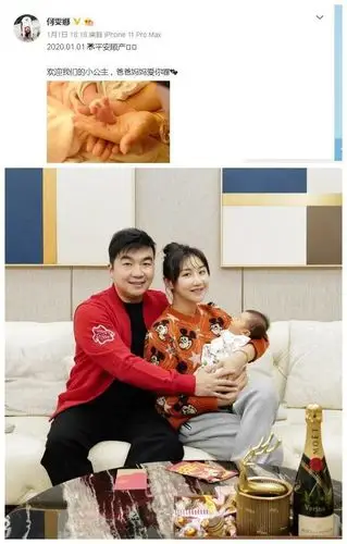 何雯娜穿白婚纱娇俏动人挺孕肚尖下巴不变老公蓝西装绅士帅气