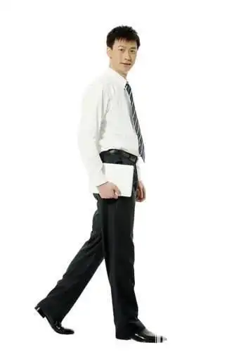 走姿可以看出你的性格?走进国学礼仪知识课堂,教你学走路