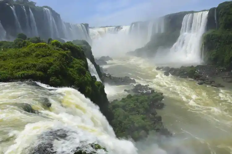 伊瓜苏大瀑布(阿根廷境内)