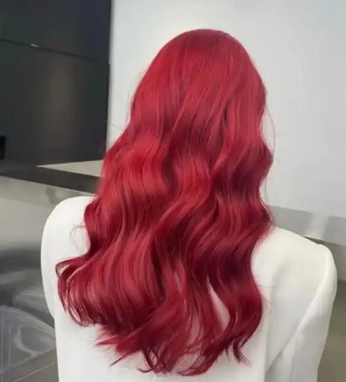 红色系染发造型模板 时髦显白美得独一无二