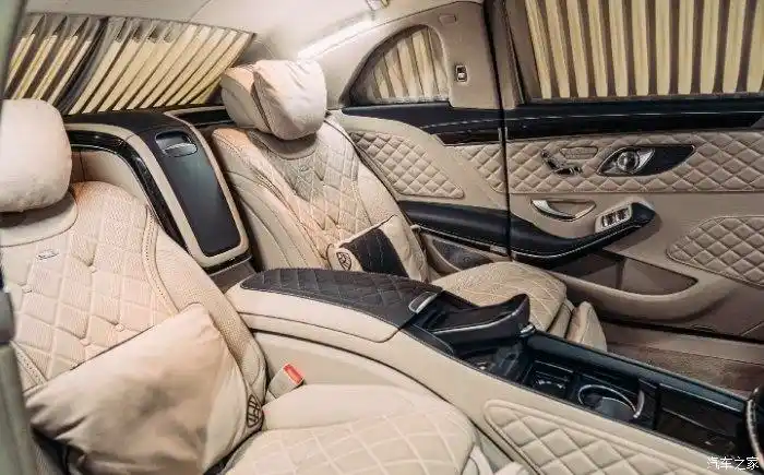 【成都车展】奔驰迈巴赫s680超级豪华的内饰