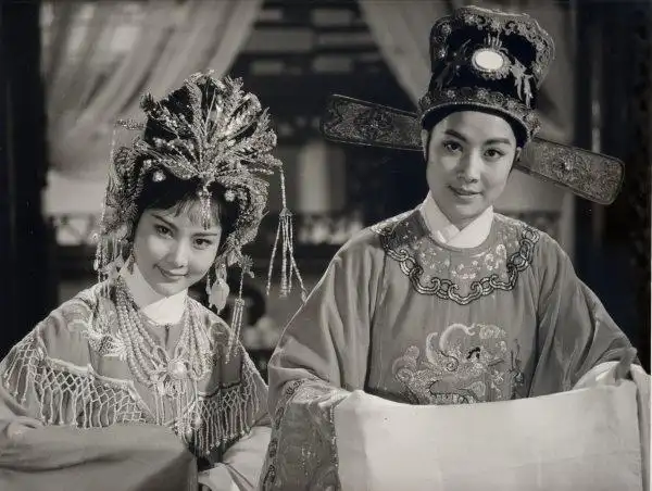 《五女拜寿》原生代电影剧照