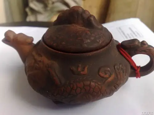 康熙龙纹紫砂壶