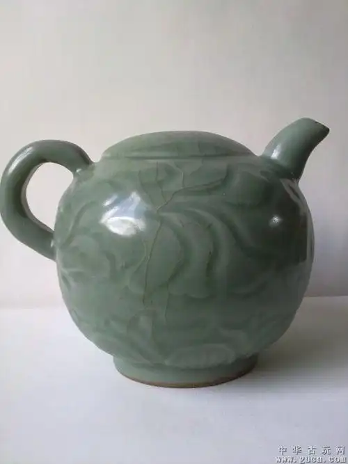 元代龙泉倒流壶