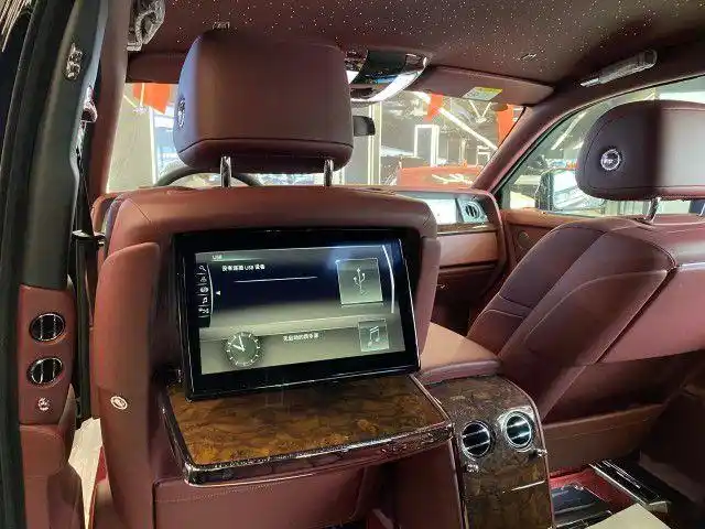 幻影加长劳斯莱斯现车星空顶四座