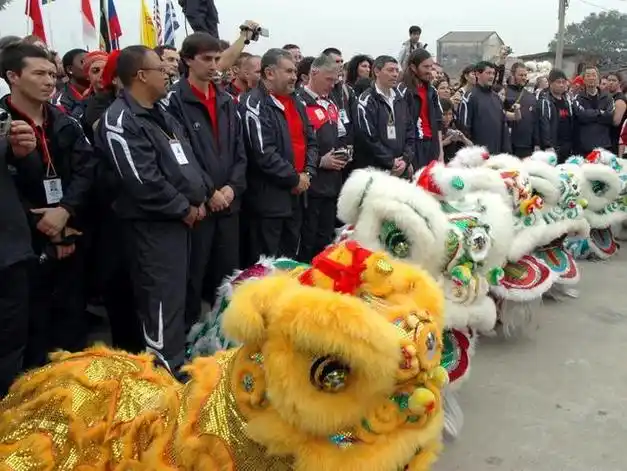 聚焦非遗研学共话文化传承崖门镇召开蔡李佛醒狮与武术传承研学专题
