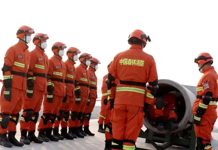 新疆森林消防总队扎实开展专业训练锤炼应急救援本领