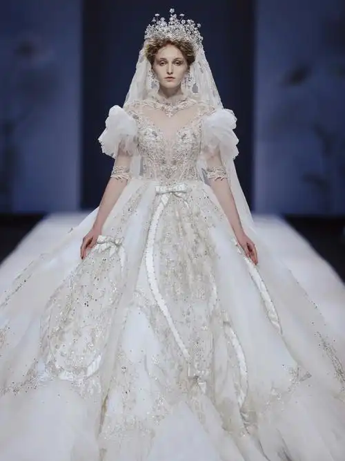 isa2021秋冬大秀blossom78绽放婚纱篇