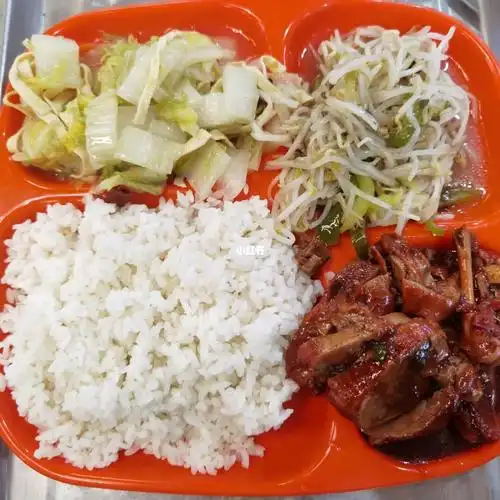 高校食堂之自选快餐三