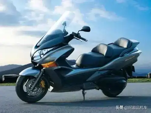 宝马大绵羊摩托车(舒适巡航首选) - 四帝国车市