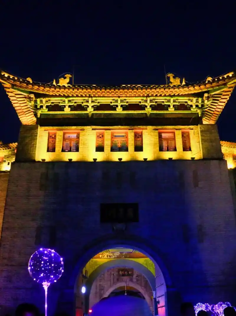 丽景门,老洛阳的缩影