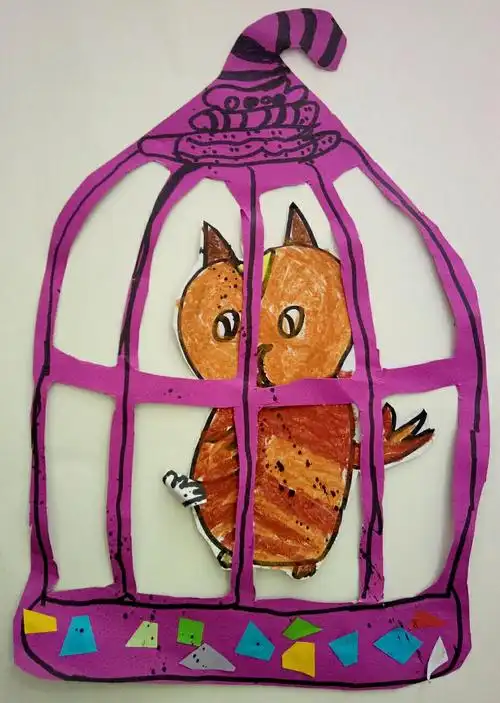 创意中级2班孩子们的作品《笼中之鸟》